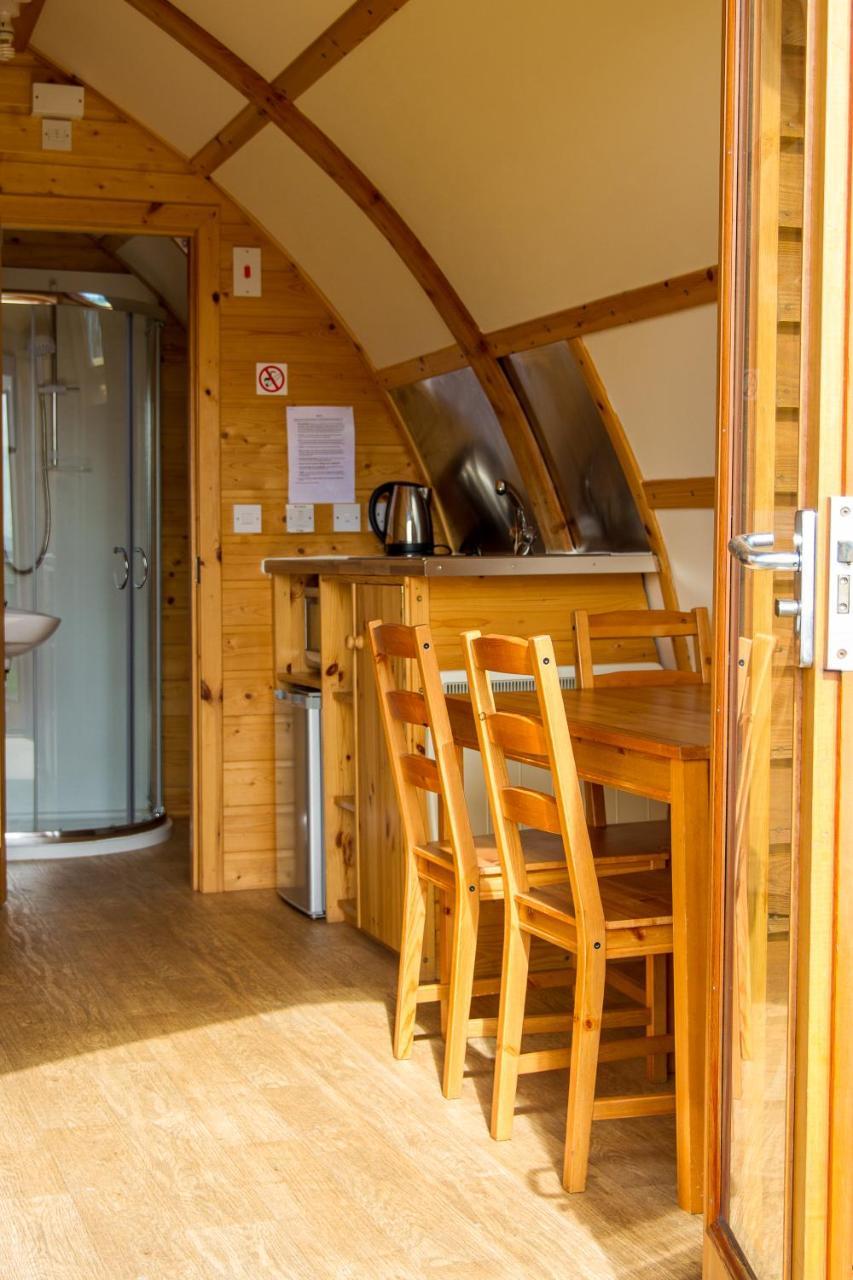 Mains Farm Hotel Stirling Bagian luar foto